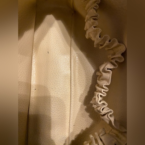 LOUIS VUITTON Monogram Trousse Toilette 28 - Picture 7 of 17